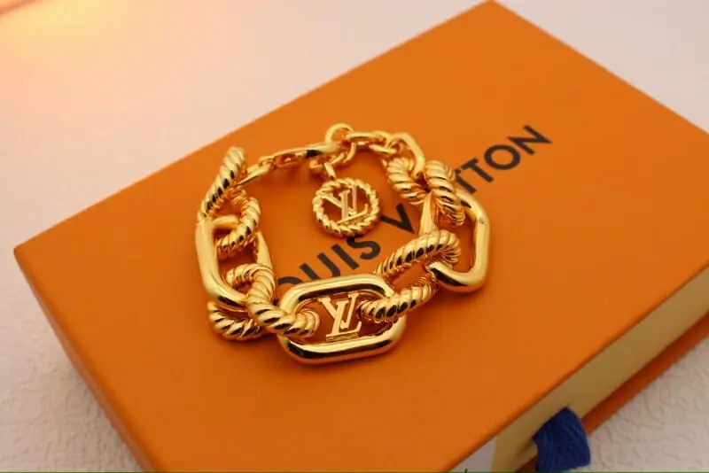 louis vuitton lv bracelets s_12245074